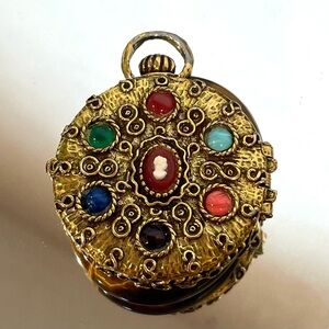 Vintage Mary Chess Gold Tone Jeweled Cameo Locket Solid Crème Perfume Pendant.